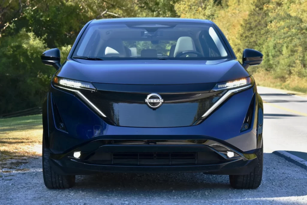 2023 Nissan Ariya front